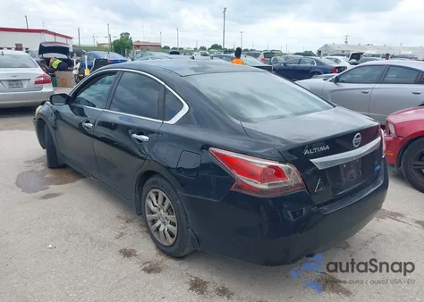 2013 Nissan Altima 2.5 S from USA, damaged, VIN 1N4AL3AP4DC100606